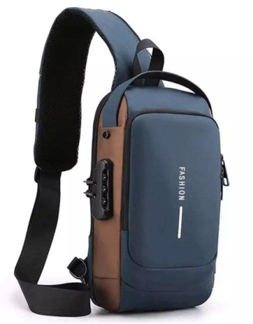 SHOULDER BAG WITH USB CHARGER